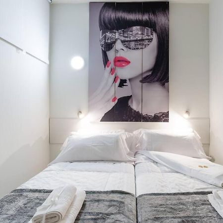 Incredible Luxury Location In Puerto Banus Beach For Families Marbella Zewnętrze zdjęcie
