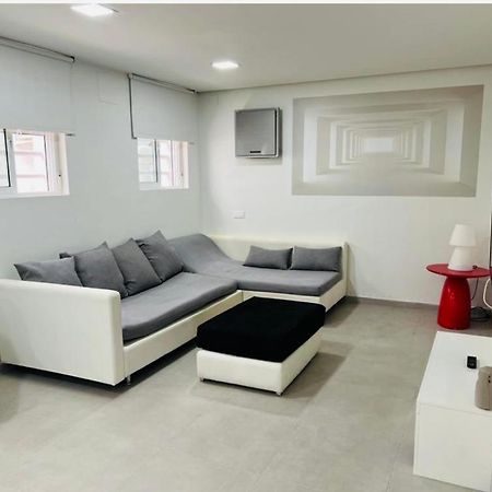 Incredible Luxury Location In Puerto Banus Beach For Families Marbella Zewnętrze zdjęcie