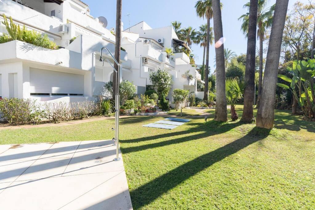 Incredible Luxury Location In Puerto Banus Beach For Families Marbella Zewnętrze zdjęcie