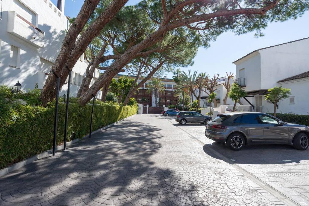 Incredible Luxury Location In Puerto Banus Beach For Families Marbella Zewnętrze zdjęcie