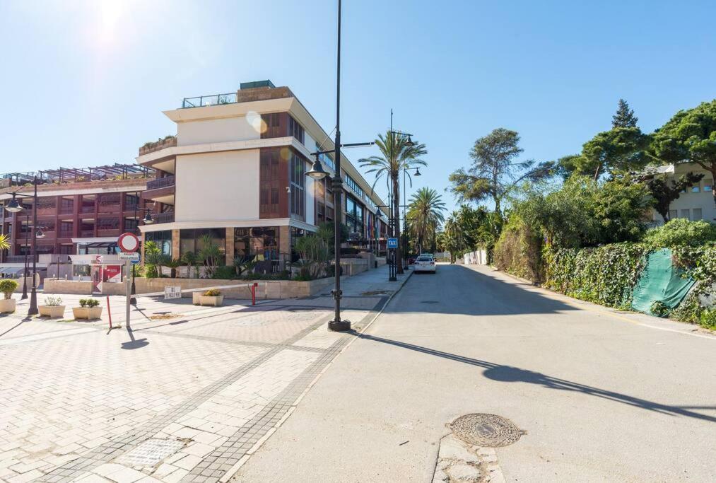 Incredible Luxury Location In Puerto Banus Beach For Families Marbella Zewnętrze zdjęcie