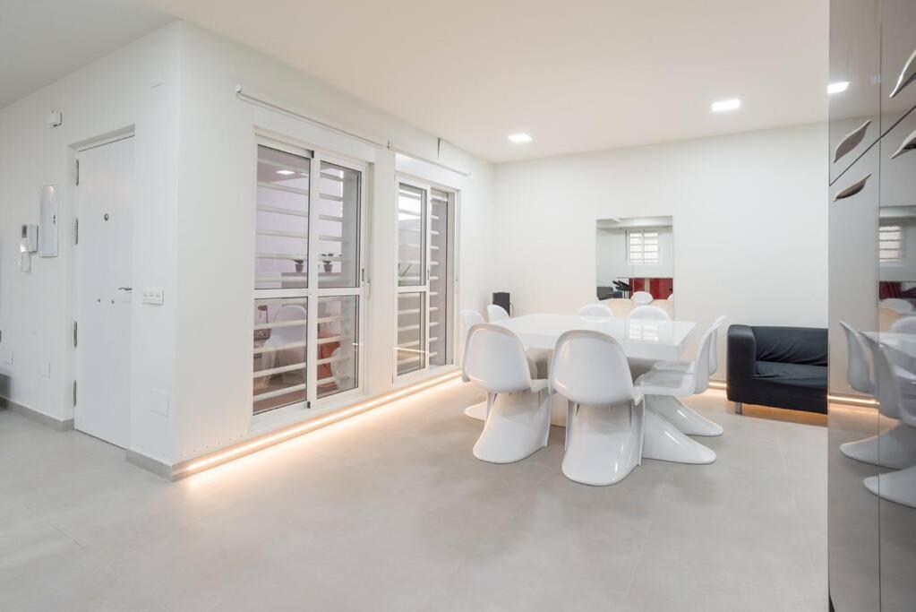 Incredible Luxury Location In Puerto Banus Beach For Families Marbella Zewnętrze zdjęcie