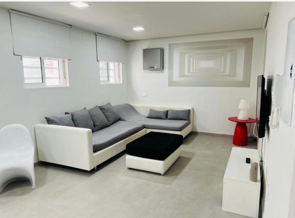 Incredible Luxury Location In Puerto Banus Beach For Families Marbella Zewnętrze zdjęcie